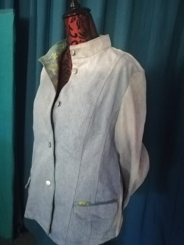 Upcycling einer alten Jeansjacke